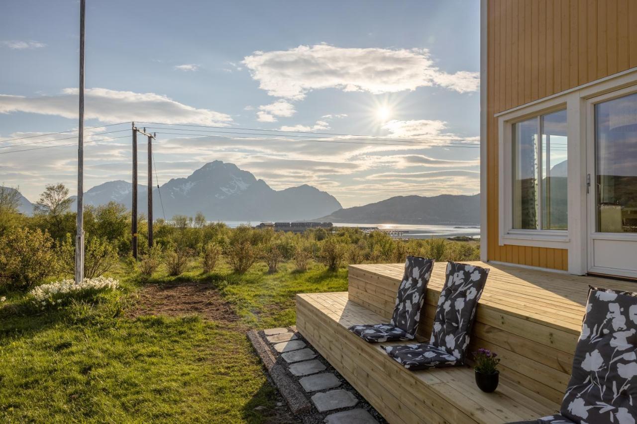 Pederstua, A Classic Fisherman'S Farm House In The Middle Of Lofoten Storeidet ภายนอก รูปภาพ