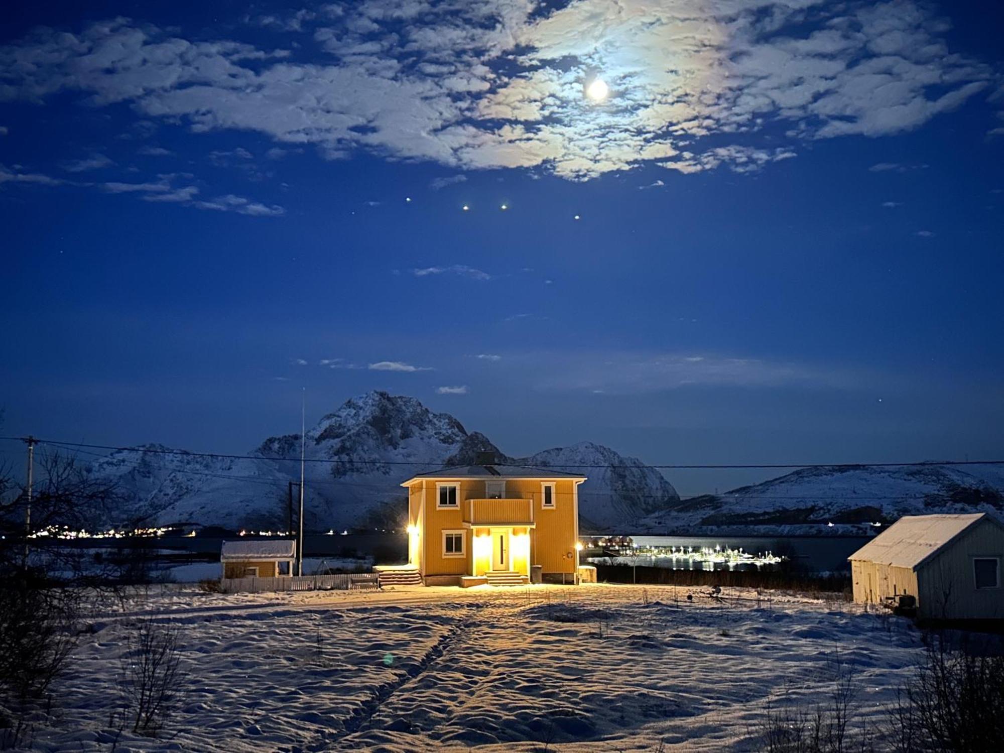 Pederstua, A Classic Fisherman'S Farm House In The Middle Of Lofoten Storeidet ภายนอก รูปภาพ