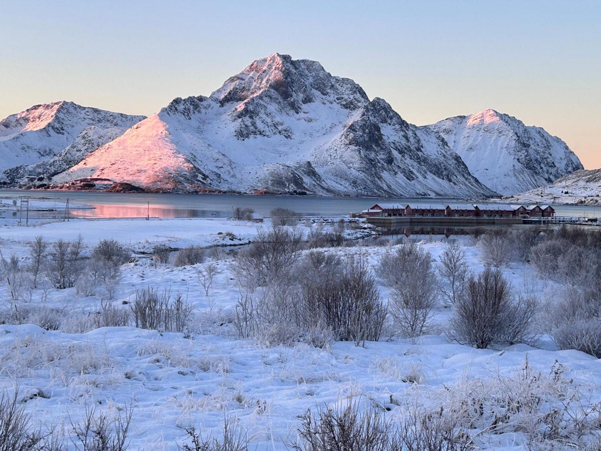 Pederstua, A Classic Fisherman'S Farm House In The Middle Of Lofoten Storeidet ภายนอก รูปภาพ